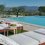 Luxury Marigold View I Comfort Sauna & Infinity Pool 公寓