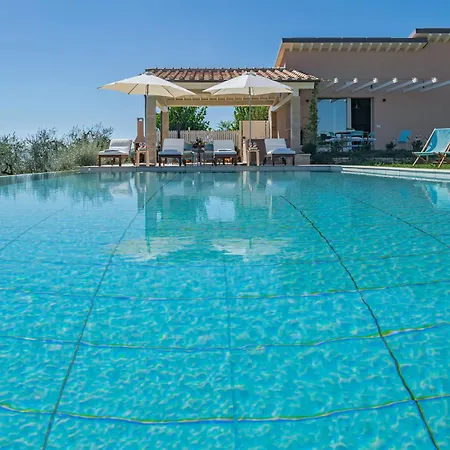 Luxury Marigold View I Comfort Sauna & Infinity Pool Apartman