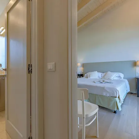 Luxury Marigold View I Comfort Sauna & Infinity Pool Apartament