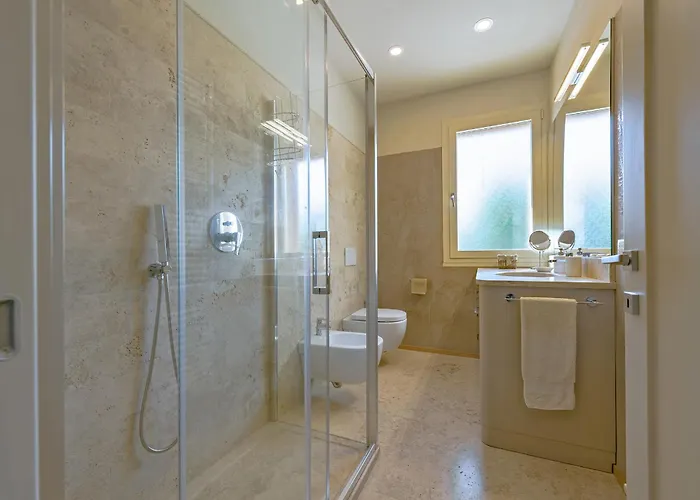 Luxury Marigold View I Comfort Sauna & Infinity Pool Apartment *