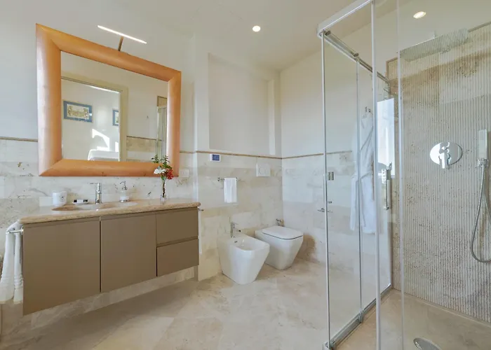 Luxury Marigold View I Comfort Sauna & Infinity Pool Apartment *