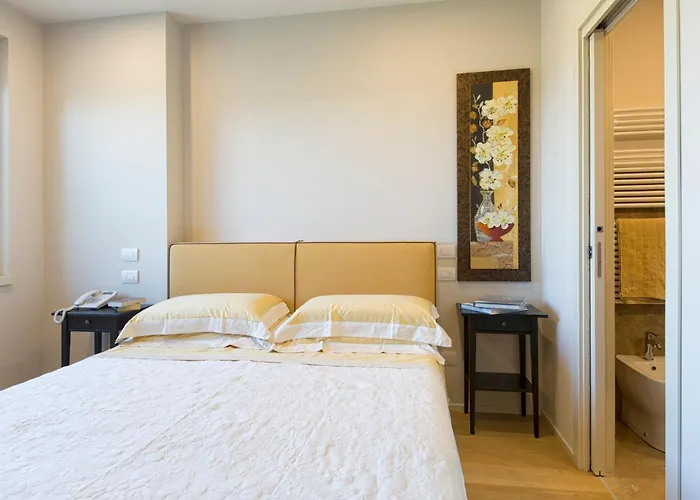 Luxury Marigold View I Comfort Sauna & Infinity Pool Apartment *